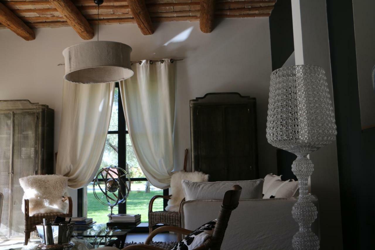 Mas D Orient Villa อูเซส ภายนอก รูปภาพ